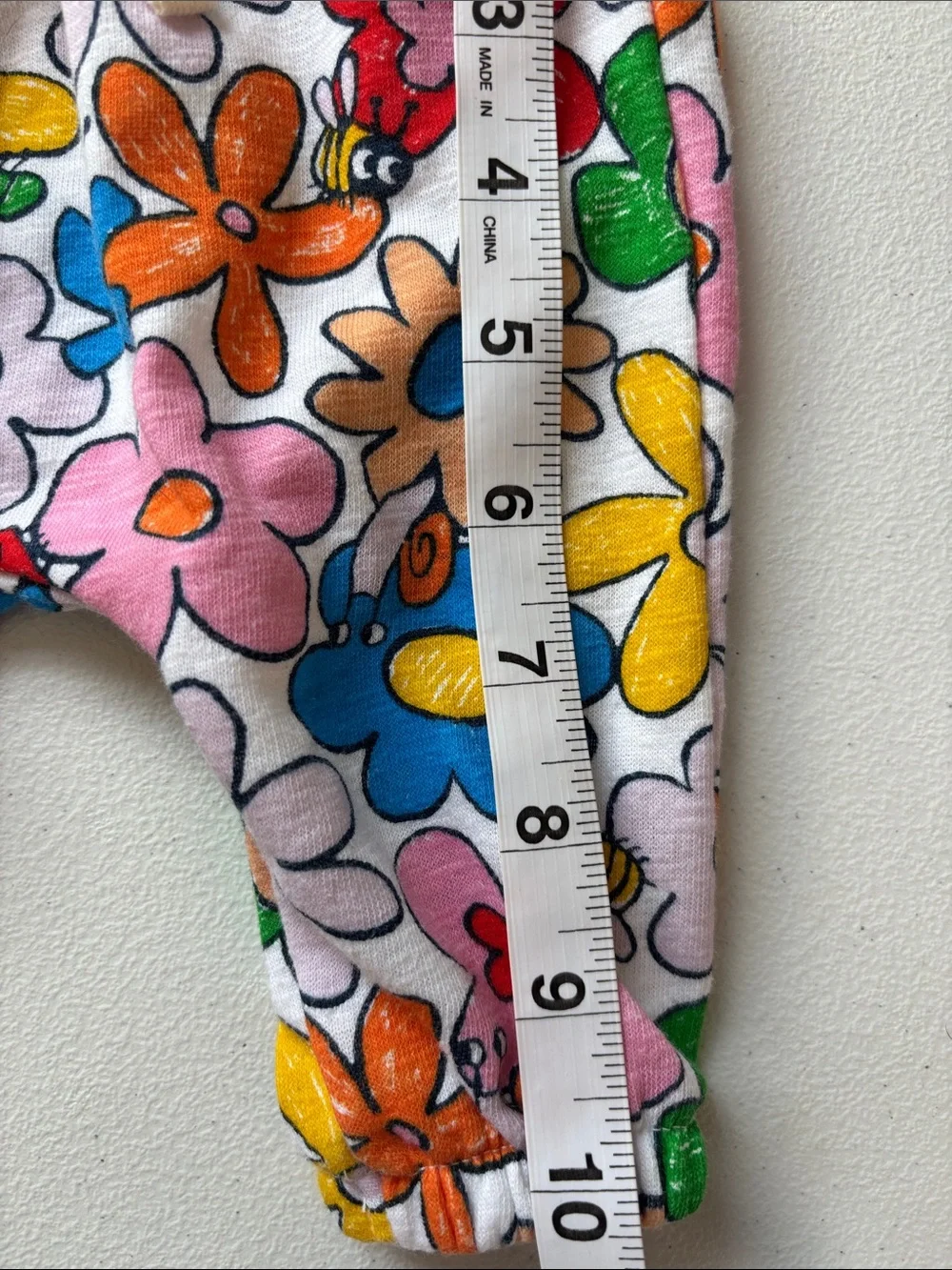 Old Navy Baby Crew-Neck Sweatshirt & Jogger Pants Set 0-3M